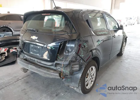 2020 Chevrolet Sonic Fwd 1Fl 5-Door из США, поврежденный, VIN 1G1JG6SB2L4114475